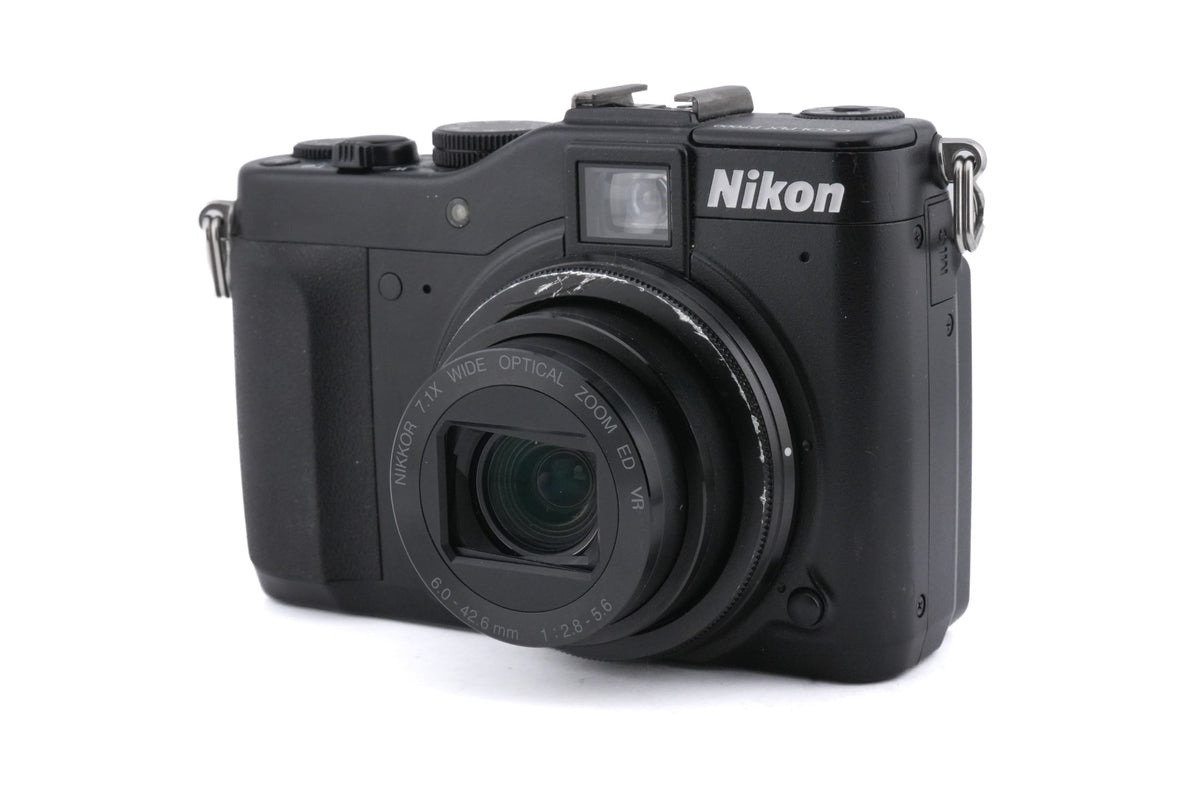 Nikon Coolpix P7000