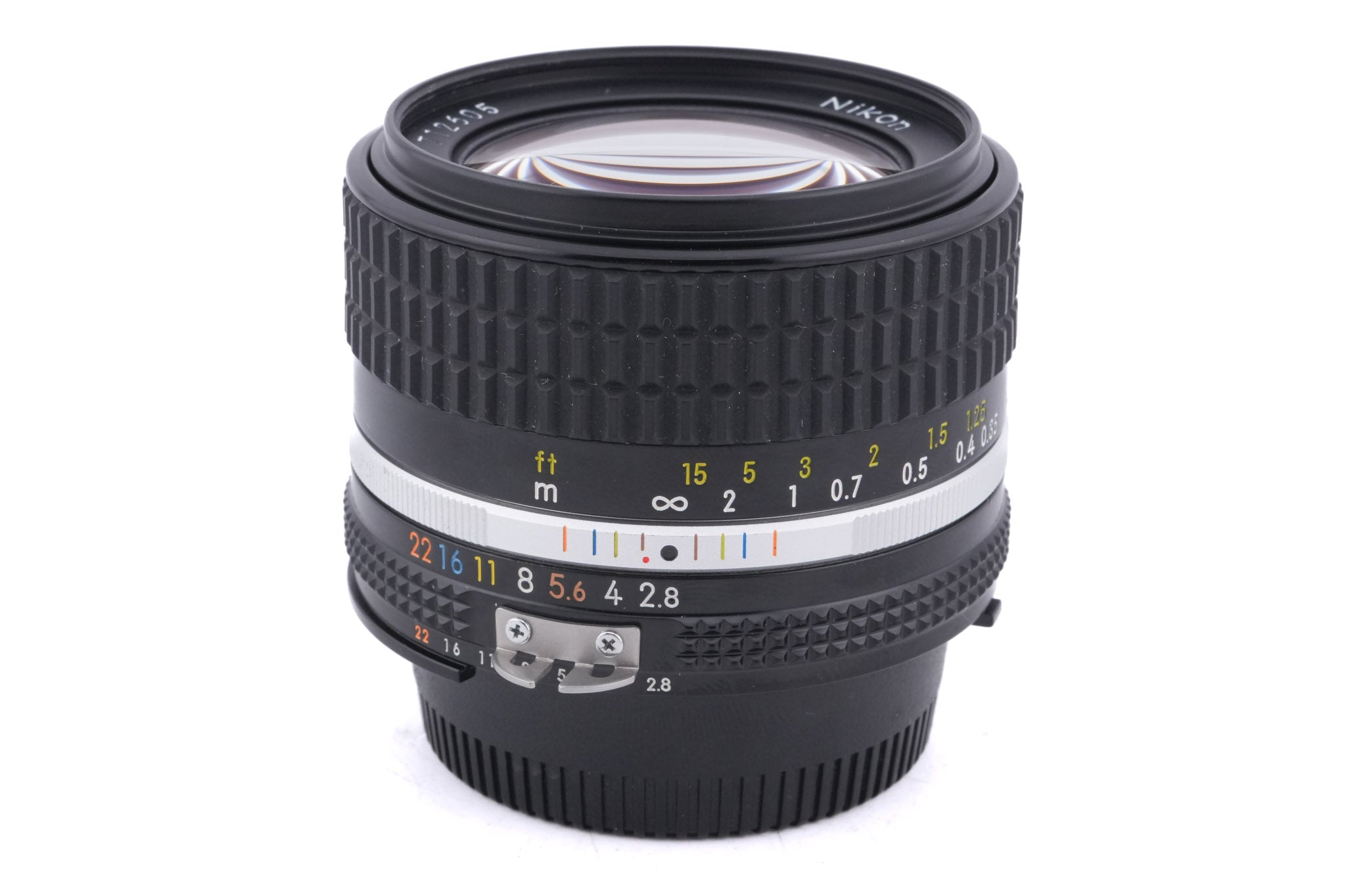 Nikon 28mm f2.8 Nikkor AI-S