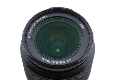 Sony 18-70mm f3.5-5.6 DT Macro