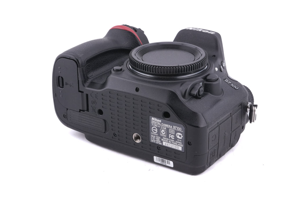 Nikon D7100
