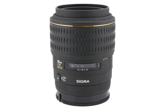 Sigma 105mm f2.8 EX Macro