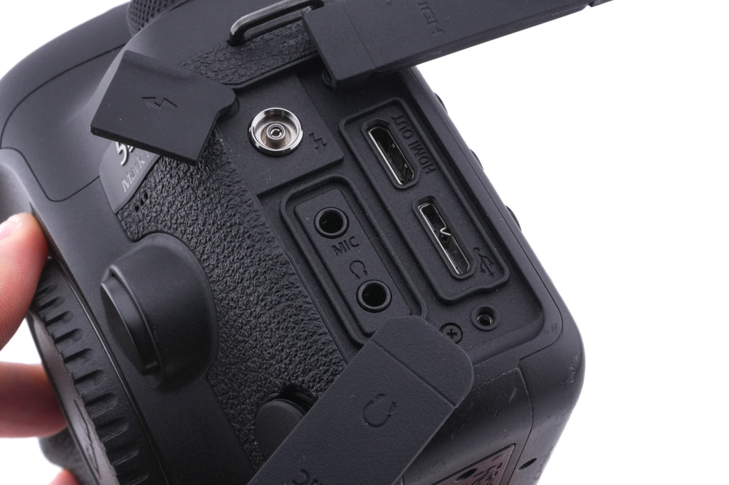 Canon EOS 5D Mark IV