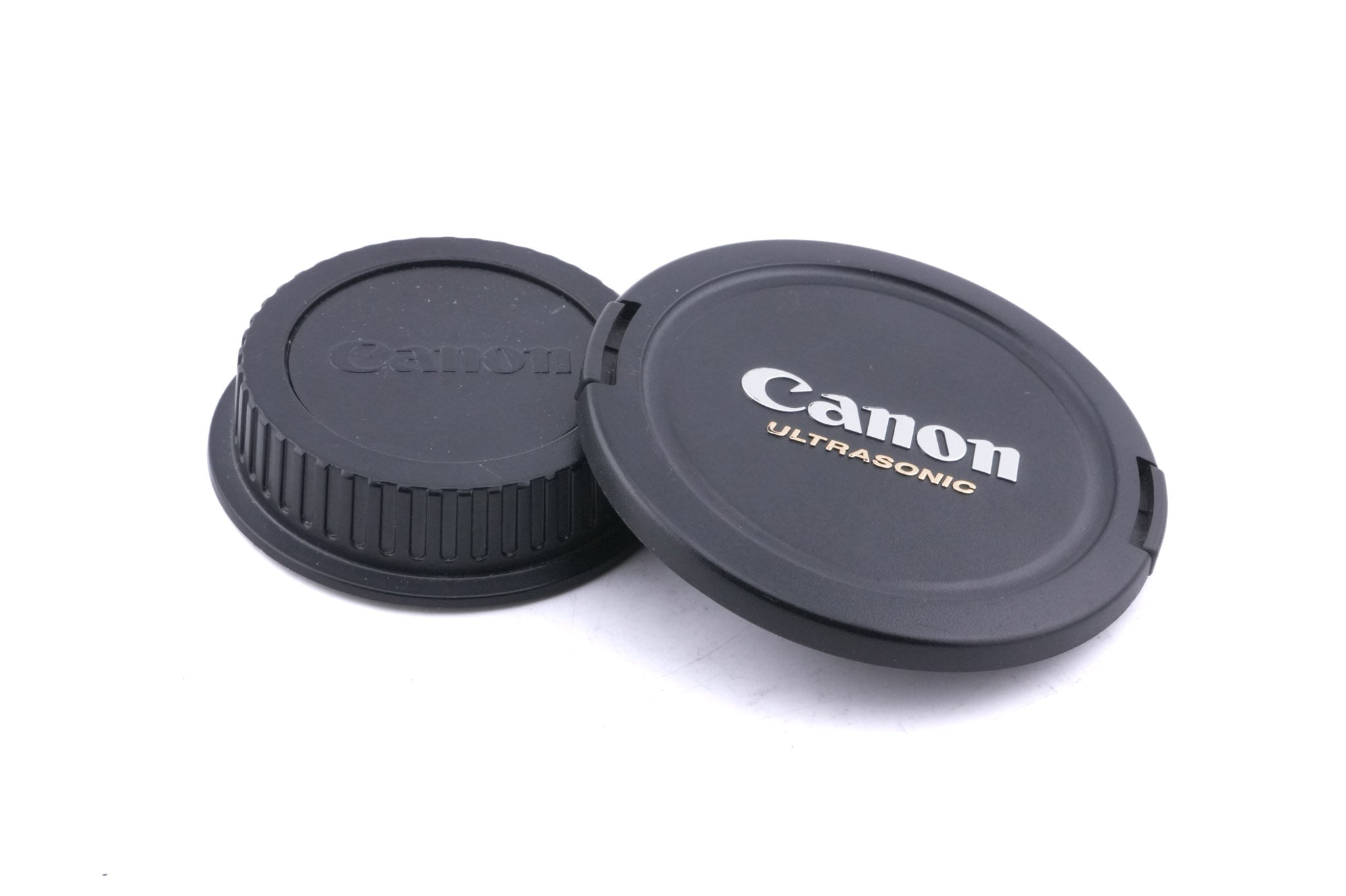 Canon 100-400mm f4.5-5.6 L IS USM + ET-83C Lens Hood