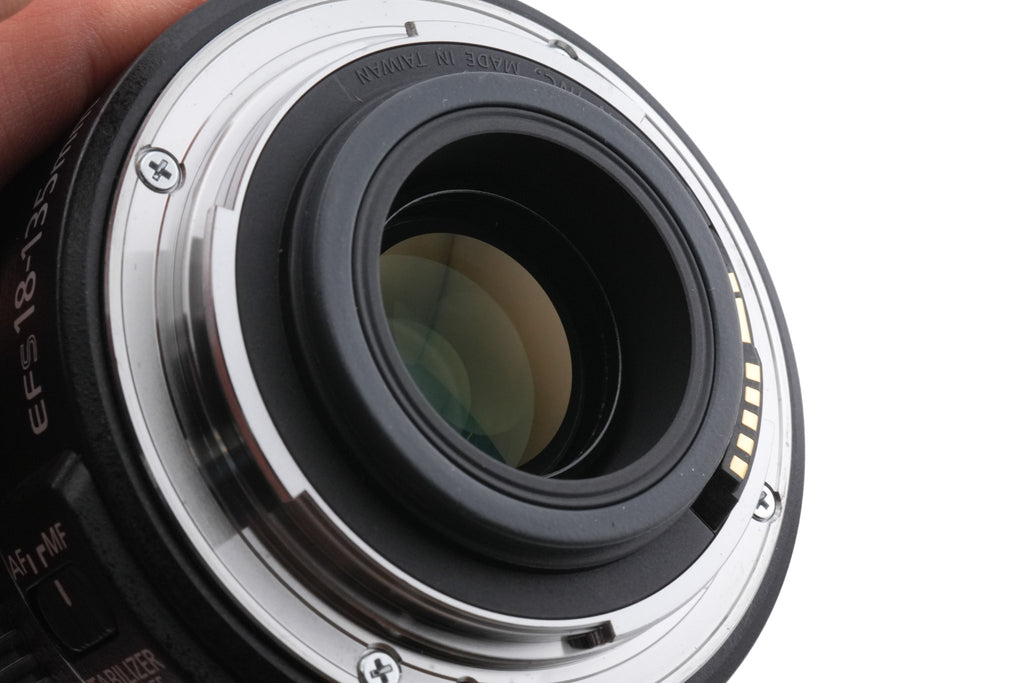 Canon 18-135mm f3.5-5.6 IS