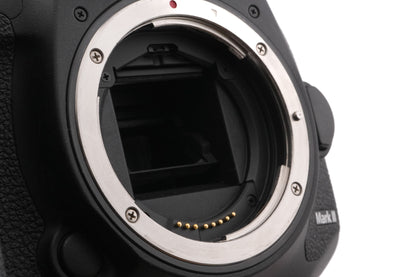 Canon EOS 7D Mark II