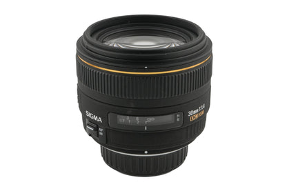 Sigma 30mm f1.4 EX DC HSM