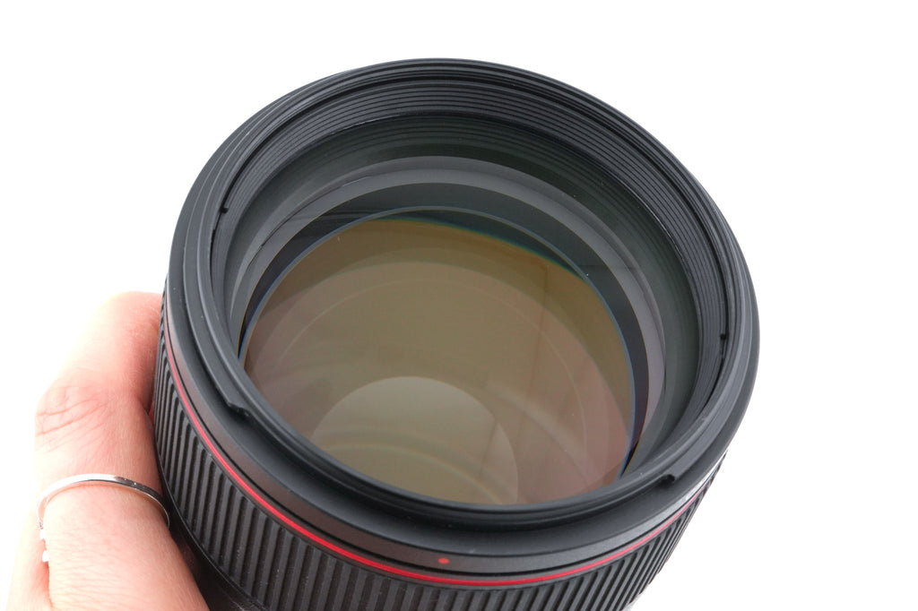 Canon 85mm f1.4 L IS USM