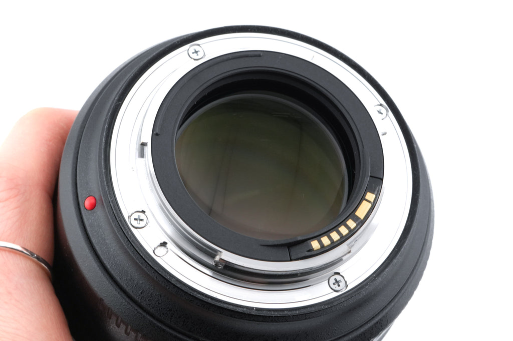 Canon 85mm f1.4 L IS USM