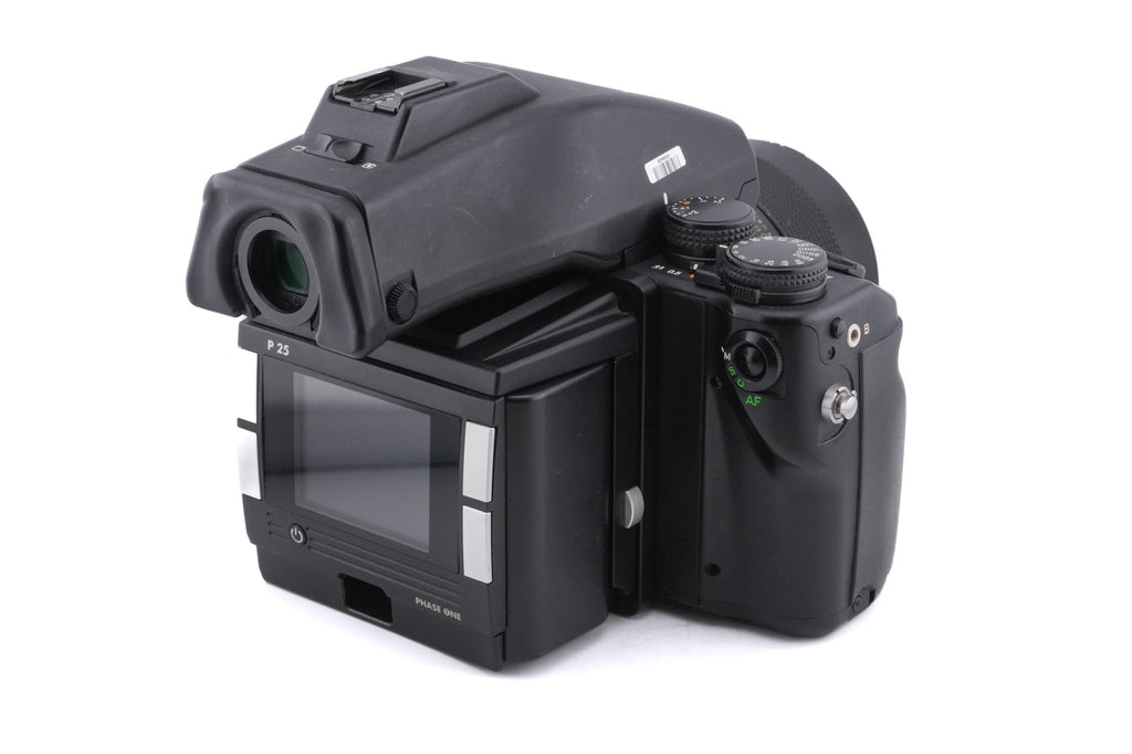 Contax 645 + P25 Digital Back + 80mm f2 Planar T* + MF-1 AE Prism Finder