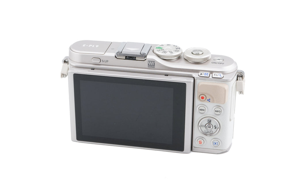 Olympus PEN E-PL9