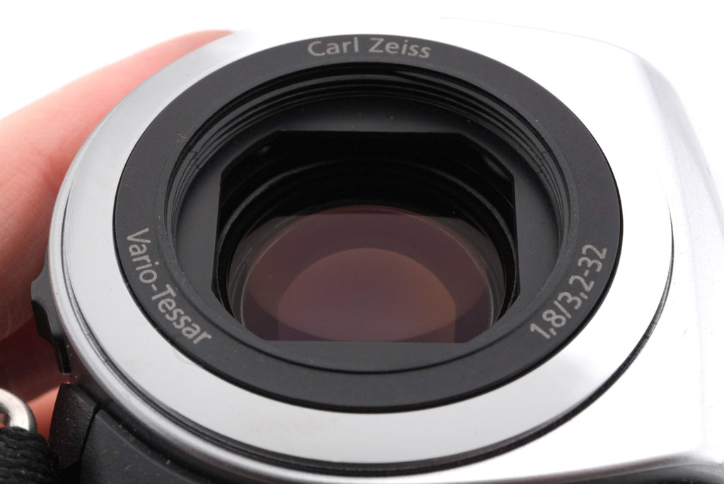 Sony Handycam HDR-CX105E