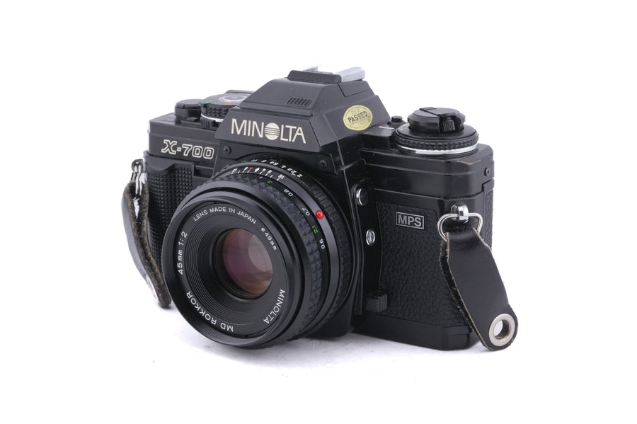 Minolta X-700 + 45mm f2 MD Rokkor