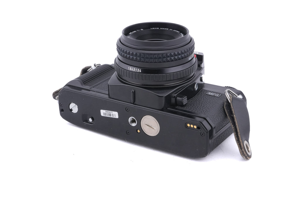 Minolta X-700 + 45mm f2 MD Rokkor