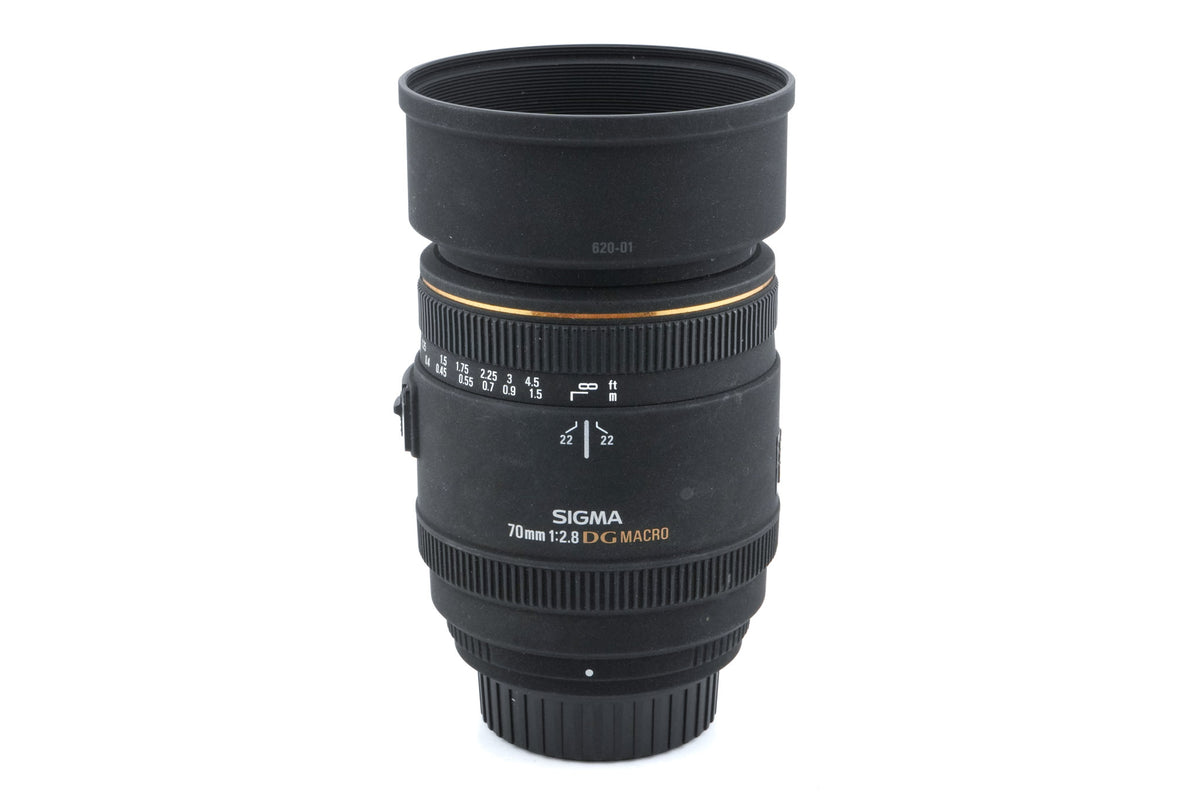 Sigma 70mm f2.8 EX DG Macro