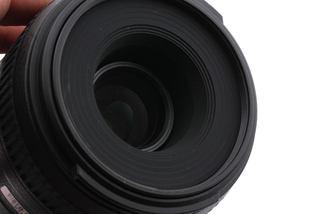 Nikon 40mm f2.8 AF-S Micro Nikkor G