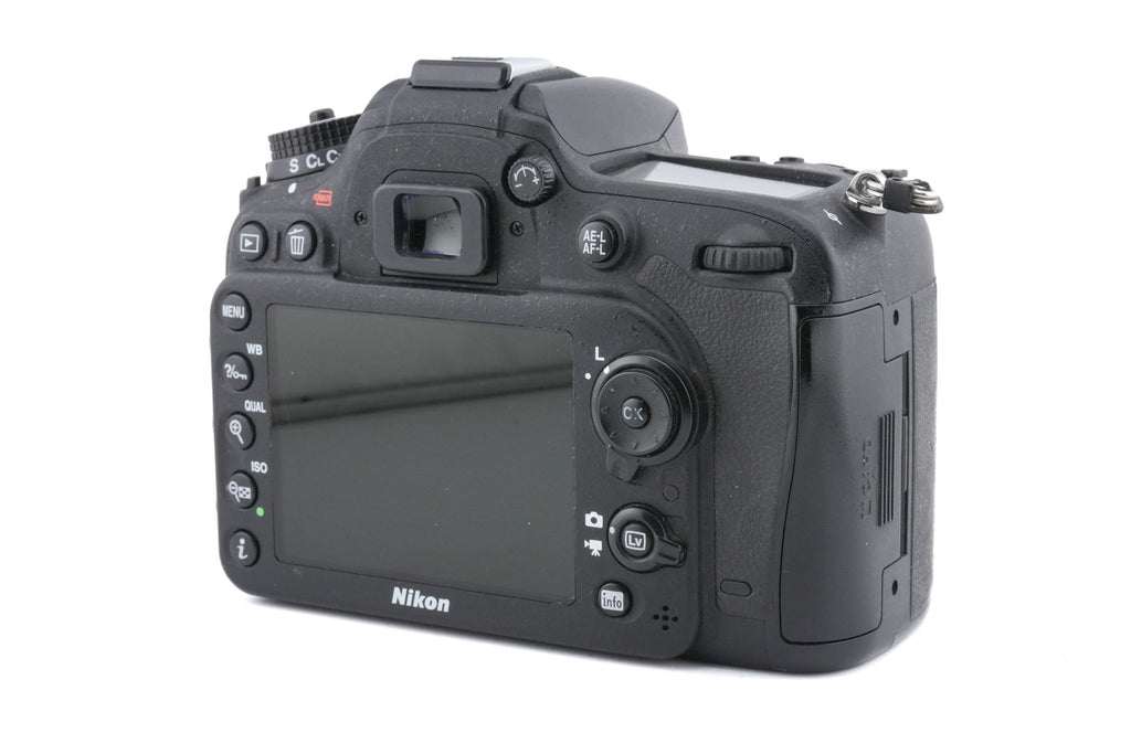 Nikon D7100