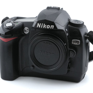 Nikon D70