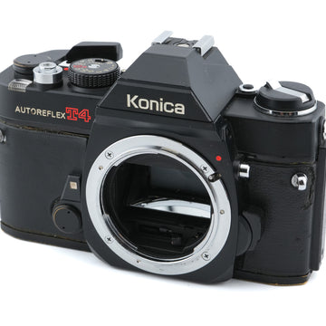 Konica Autoreflex T4