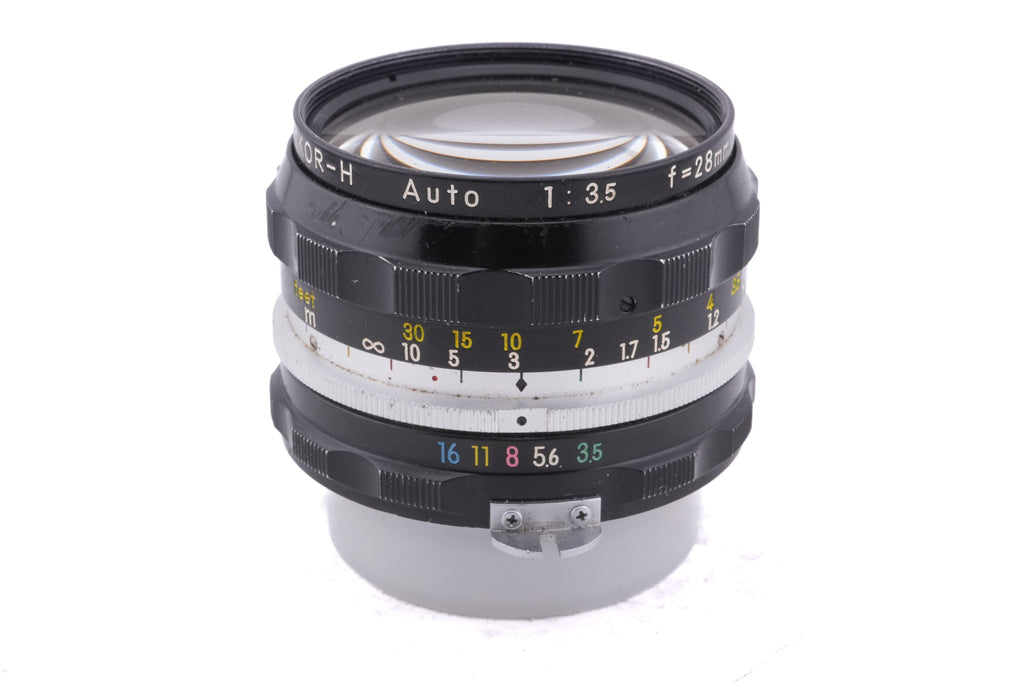 Nikon 28mm f3.5 Nikkor-H Auto Pre-AI