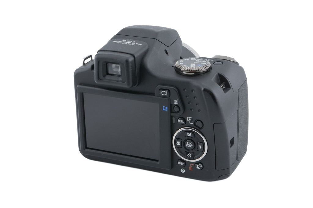 Olympus SP-590UZ