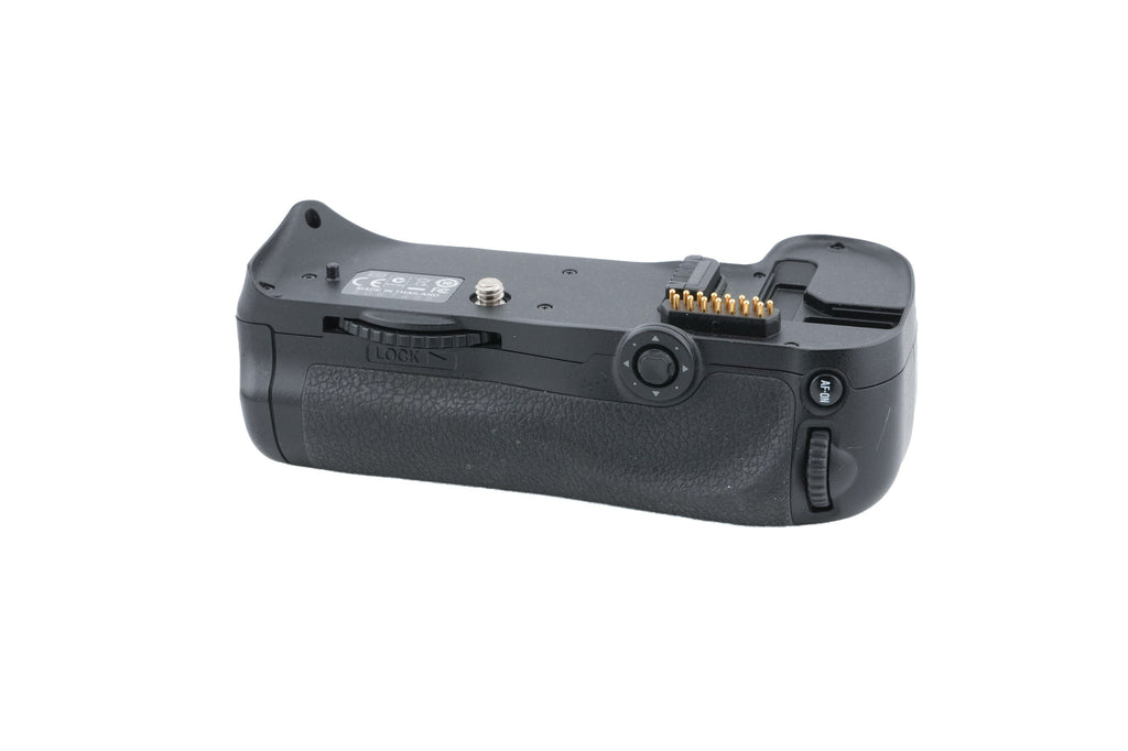 Nikon MB-D10 Multi-Power Battery Pack