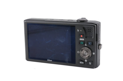 Nikon Coolpix S8000