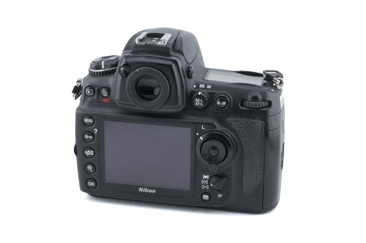 Nikon D700