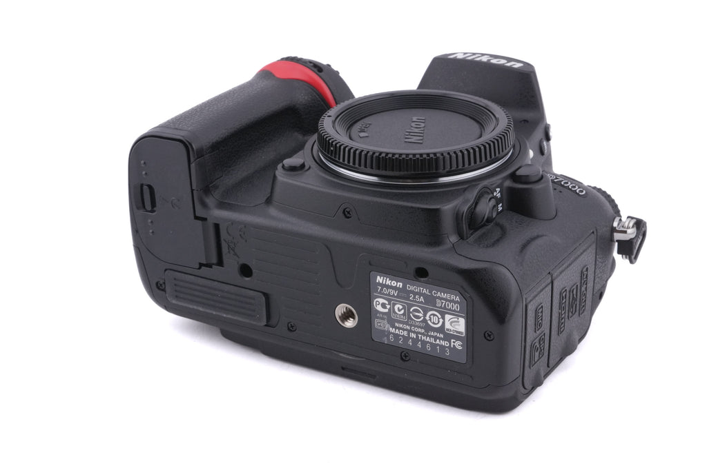 Nikon D7000