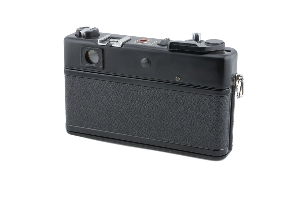 Yashica MG-1