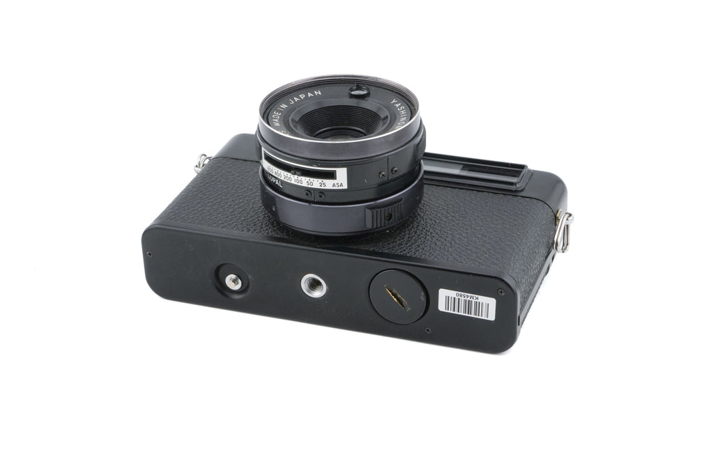 Yashica MG-1