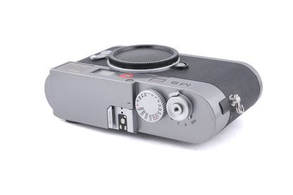 Leica M9 (Steel Grey, 10705)