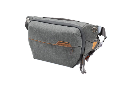 Peak Design Everyday Sling 3L V2