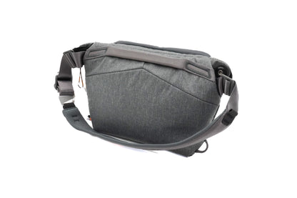 Peak Design Everyday Sling 3L V2
