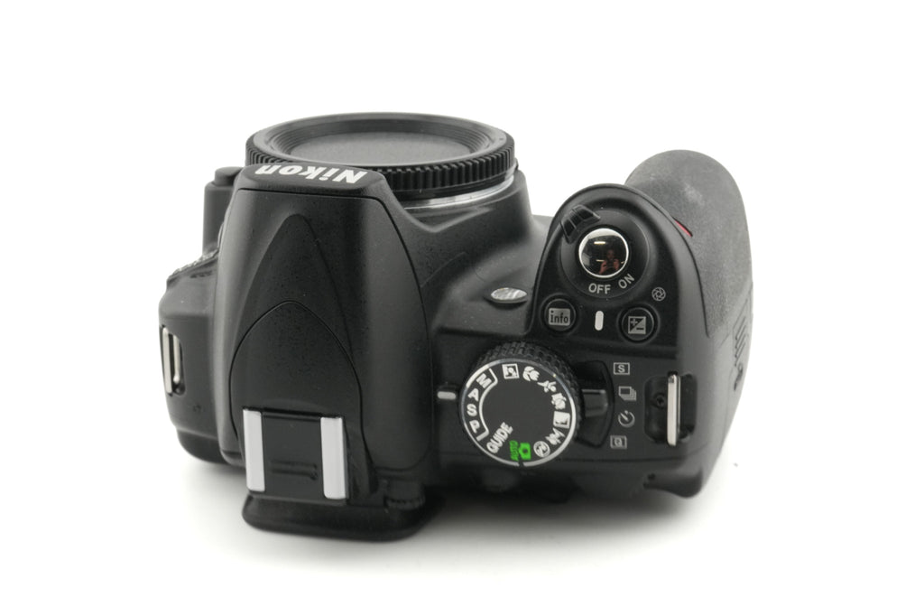 Nikon D3100