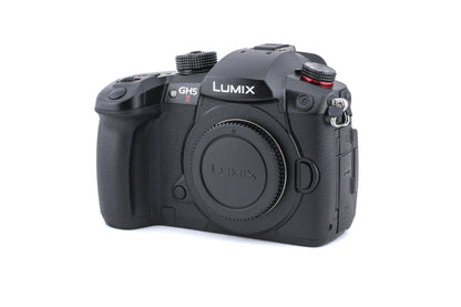 Panasonic Lumix DC-GH5 Mark II