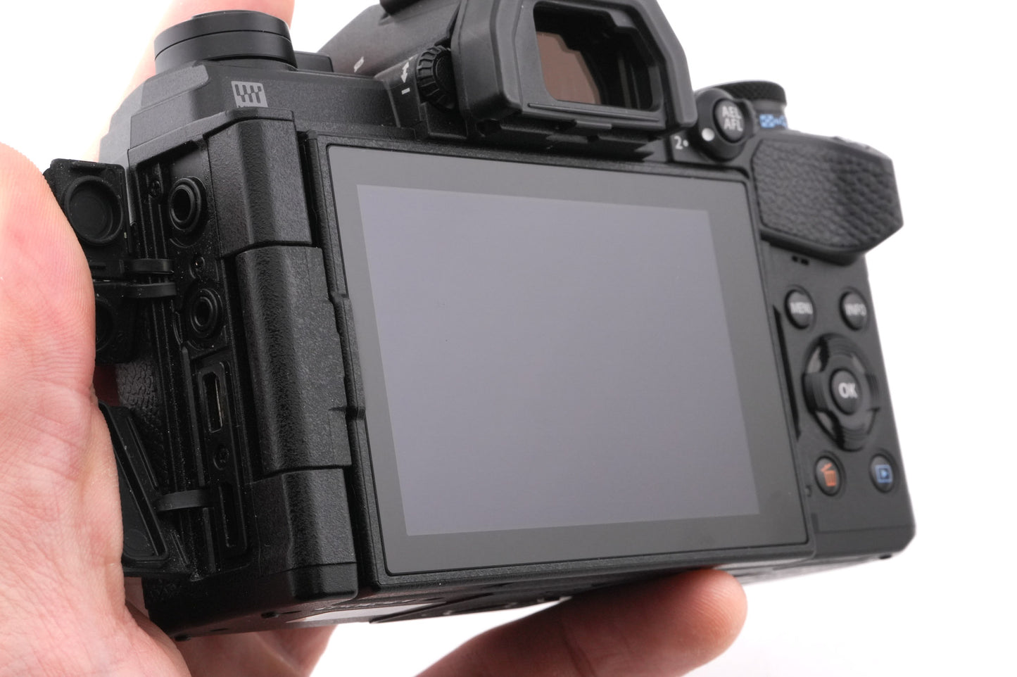 Olympus OM-D E-M5 Mark III + FL-LM3 Flash