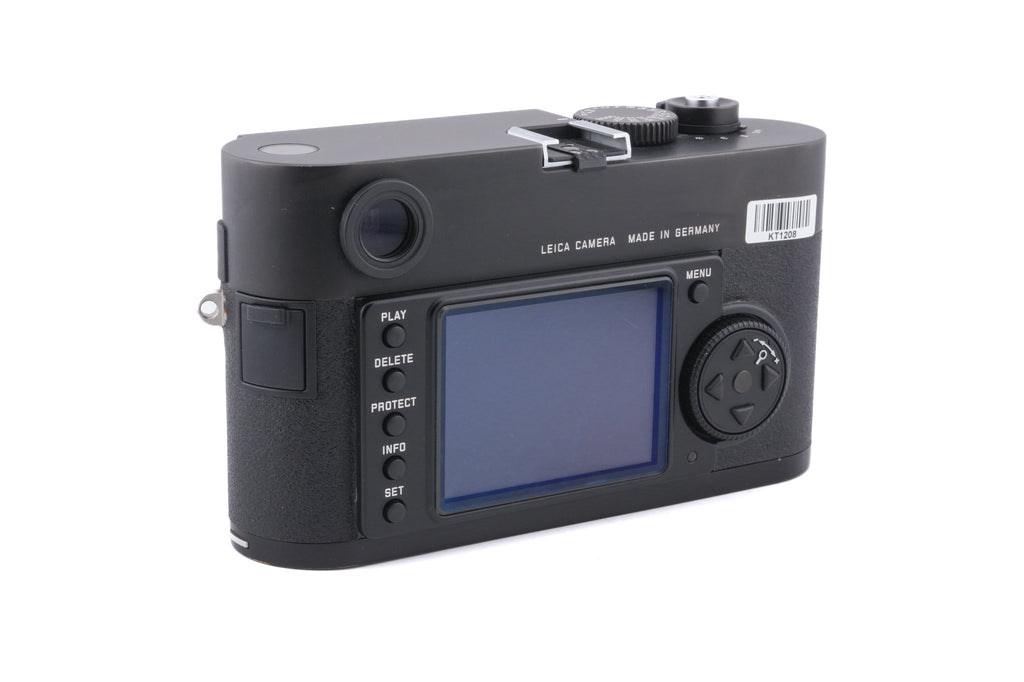 Leica M8 (Black, 10701) + M8/M9 Handgrip (14486)