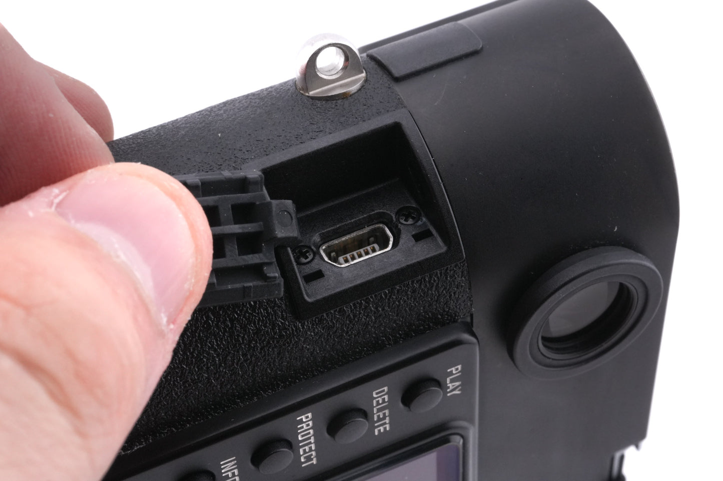 Leica M8 (Black, 10701) + M8/M9 Handgrip (14486)