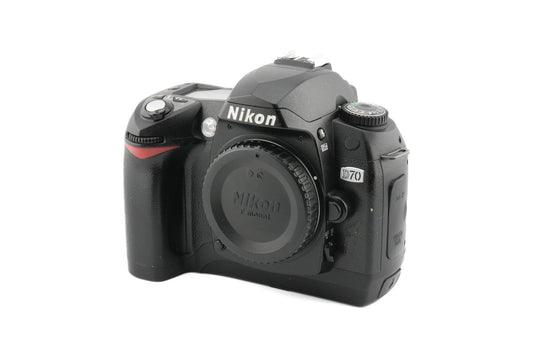 Nikon D70