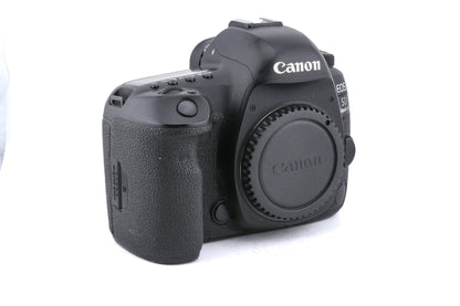 Canon EOS 5D Mark IV