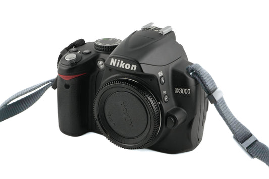 Nikon D3000