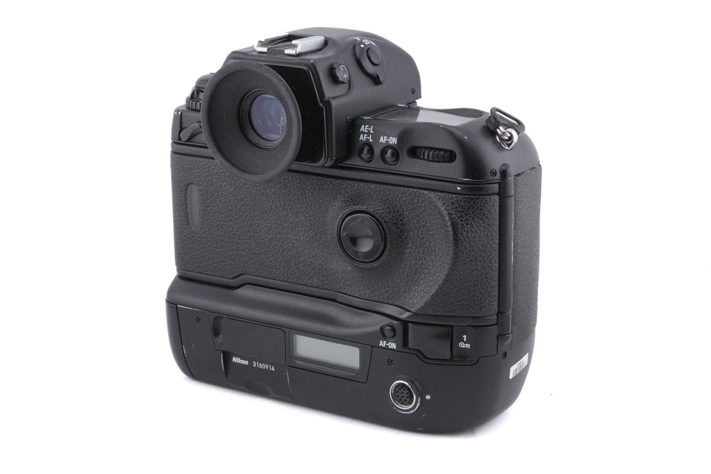 Nikon F5