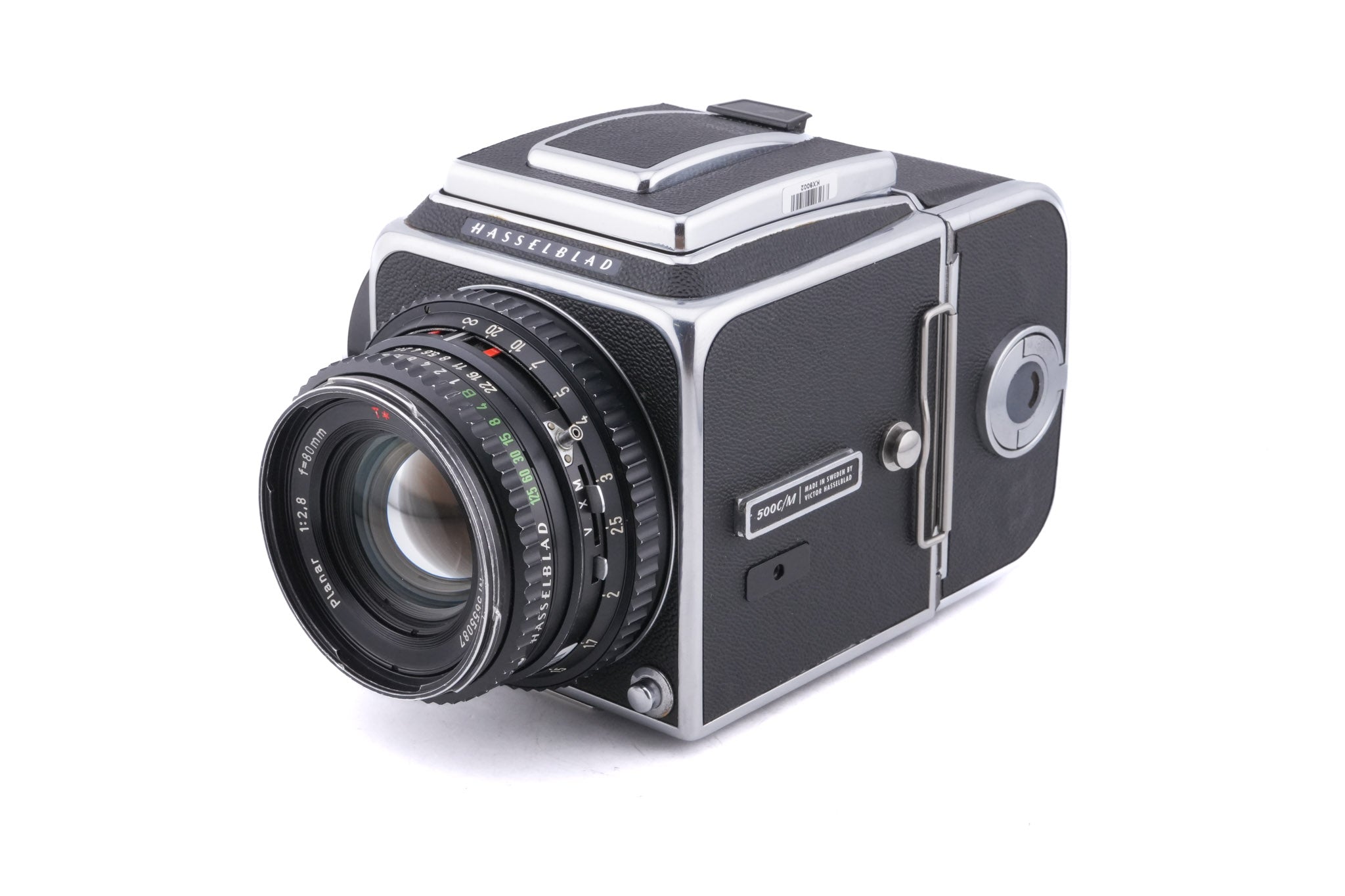 Hasselblad 500C/M (Silver, 10026) + 80mm f2.8 Planar T* C (Black, 20028) + A12 Film Magazine (Silver, 30074) + Waist Level Finder (New / Chrome, 42315) + Lens Shade 80 (40118/SEMOC) + Acute Matte Focusing Screen (42165) + Checked Screen (42072/TILMC)