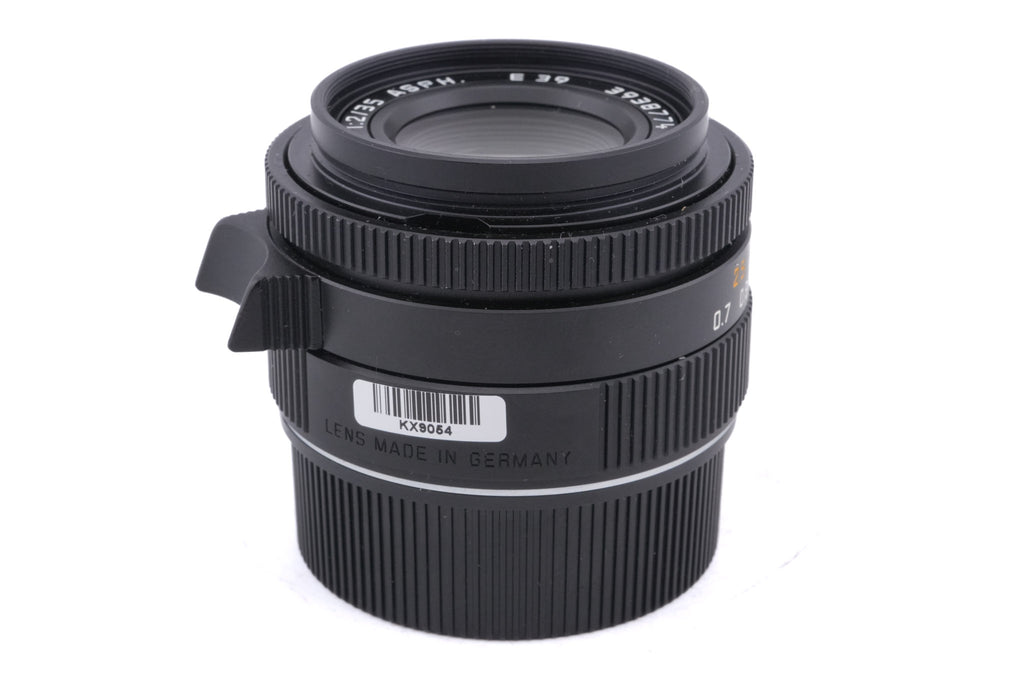 Leica 35mm f2 Summicron-M ASPH. (Type I) (Black, 11879) + Lens Hood (35mm f2 ASPH.) (A42) (12526)