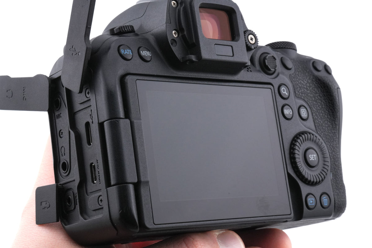 Canon EOS R6