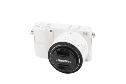 Samsung NX1000 + 20-50mm f3.5-5.6 II ED i-Function + SEF8A Flash