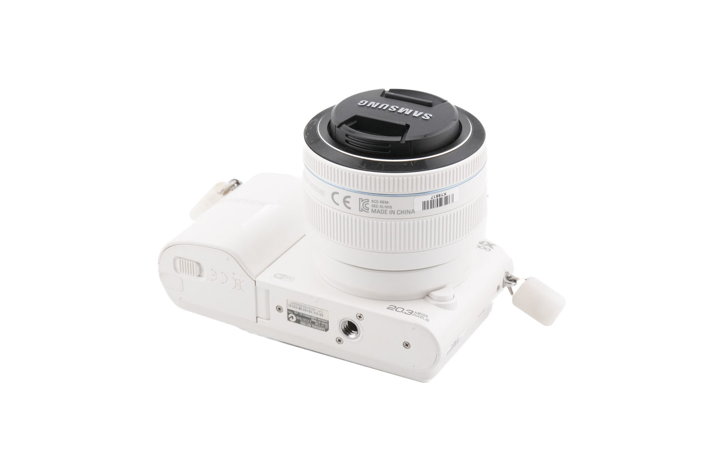 Samsung NX1000 + 20-50mm f3.5-5.6 II ED i-Function + SEF8A Flash