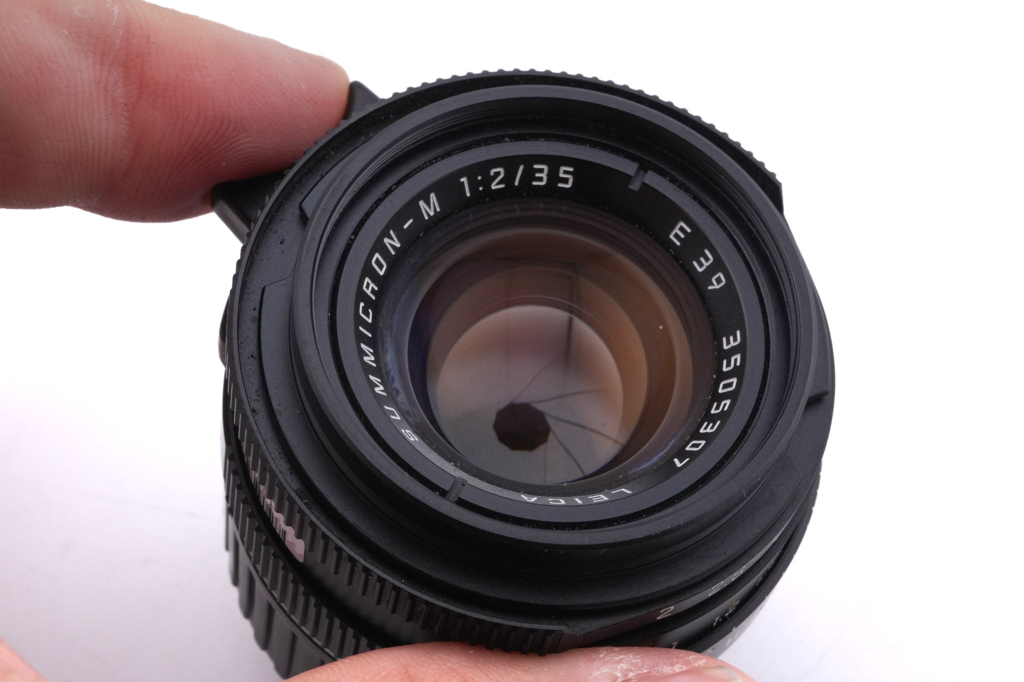Leica 35mm f2 Summicron-M (Type IV) (Black, 11310) + Lens Hood M2/35 (12524)