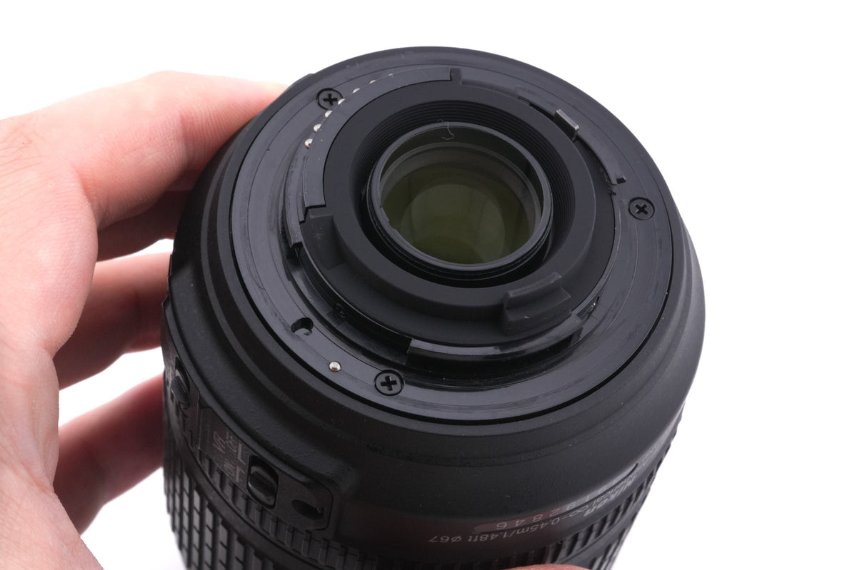 Nikon 18-105mm f3.5-5.6 AF-S Nikkor G ED VR