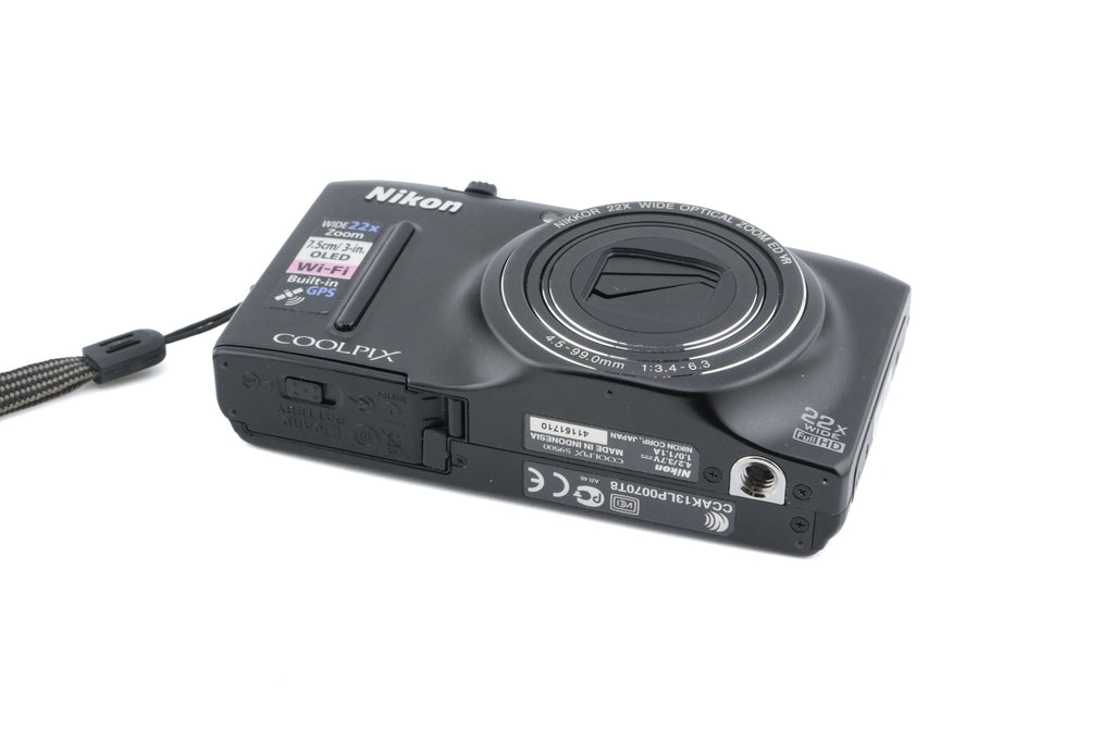 Nikon Coolpix S9500